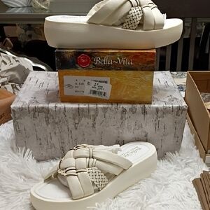 Bella Vita Ned Women's Sz 8 Wide Leather Sandals New 🆕